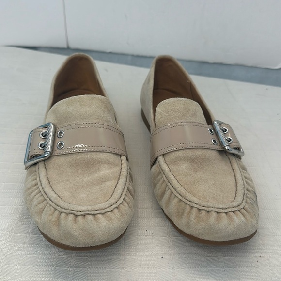 UGG | Charlotte Buckle Loafer - Picture 1 of 10